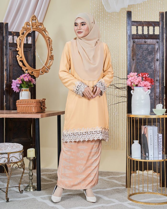 Baju Kurung Moden Batik Sulam Sultanah 10.0 - Adira Custard