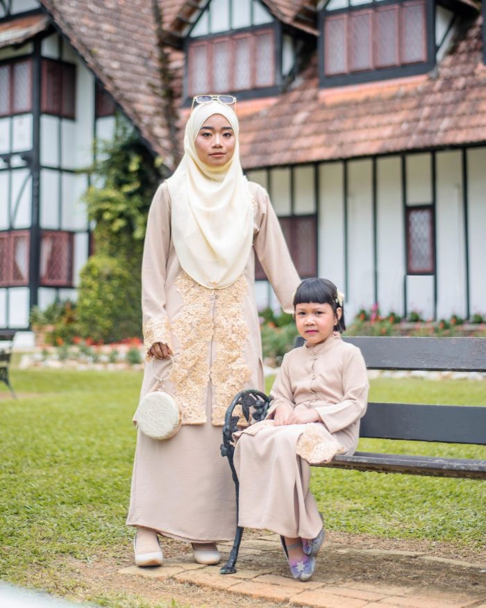 Baju Kebarung Sultanah Kids - Nilamsari Champagne - Image 4