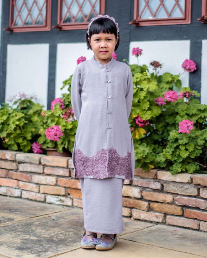 Baju Kebarung Sultanah Kids - Nilamsari Dusty Lilac - Image 2