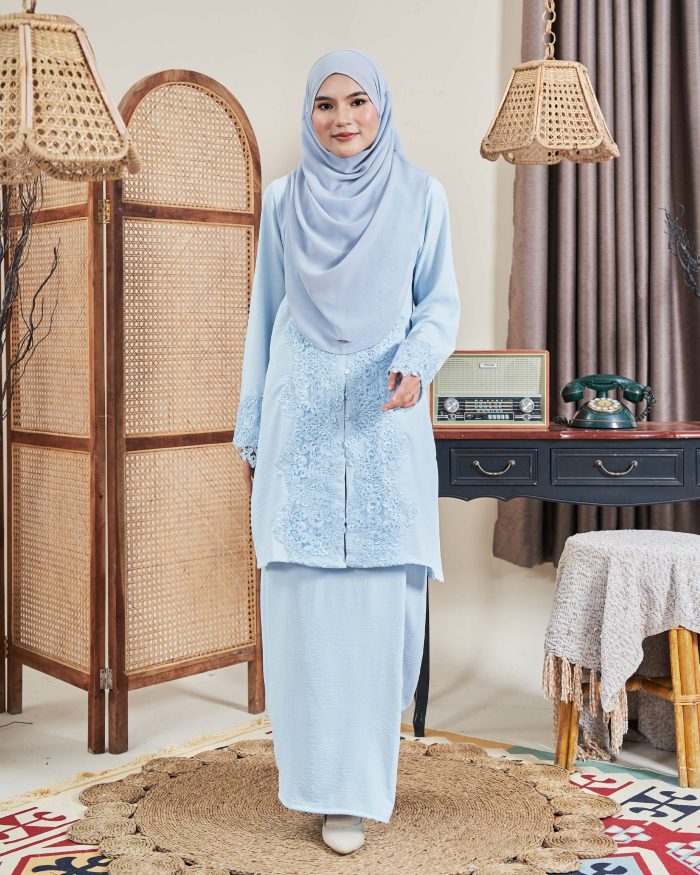 Baju Kebarung Sultanah - Nilamsari Light Blue - Image 2