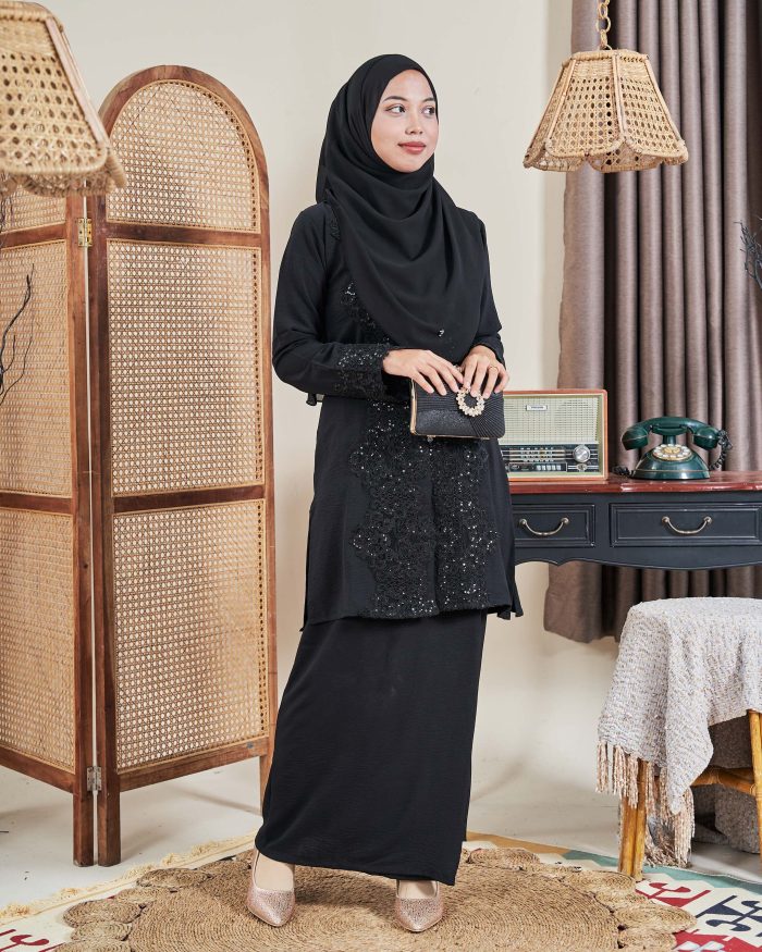 Baju Kebarung Sultanah - Nilamsari Matte Black - Image 2