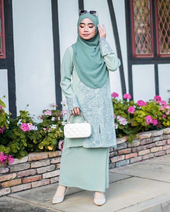 Baju Kebarung Sultanah - Nilamsari Minty - Image 3