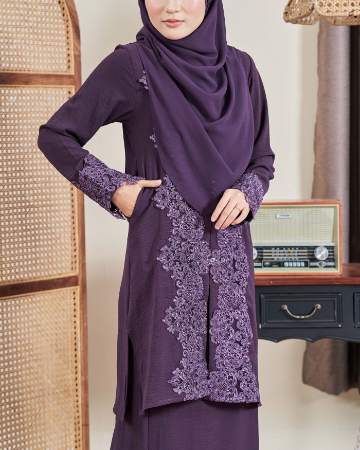 Baju Kebarung Sultanah - Nilamsari Purple Grape - Image 3