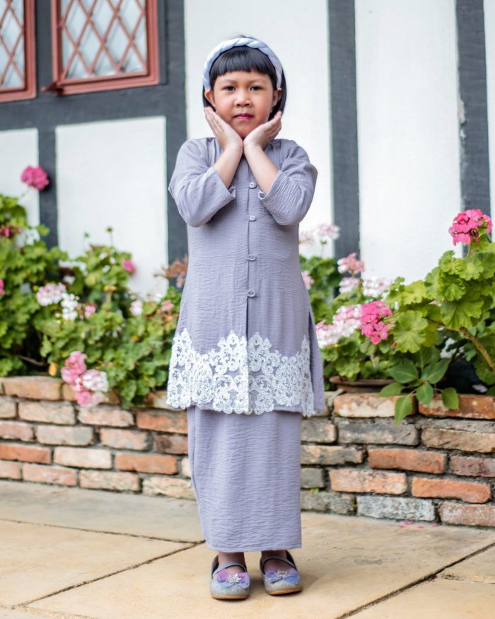 Baju Kebarung Sultanah Kids - Nilamsari Steel Grey - Image 3