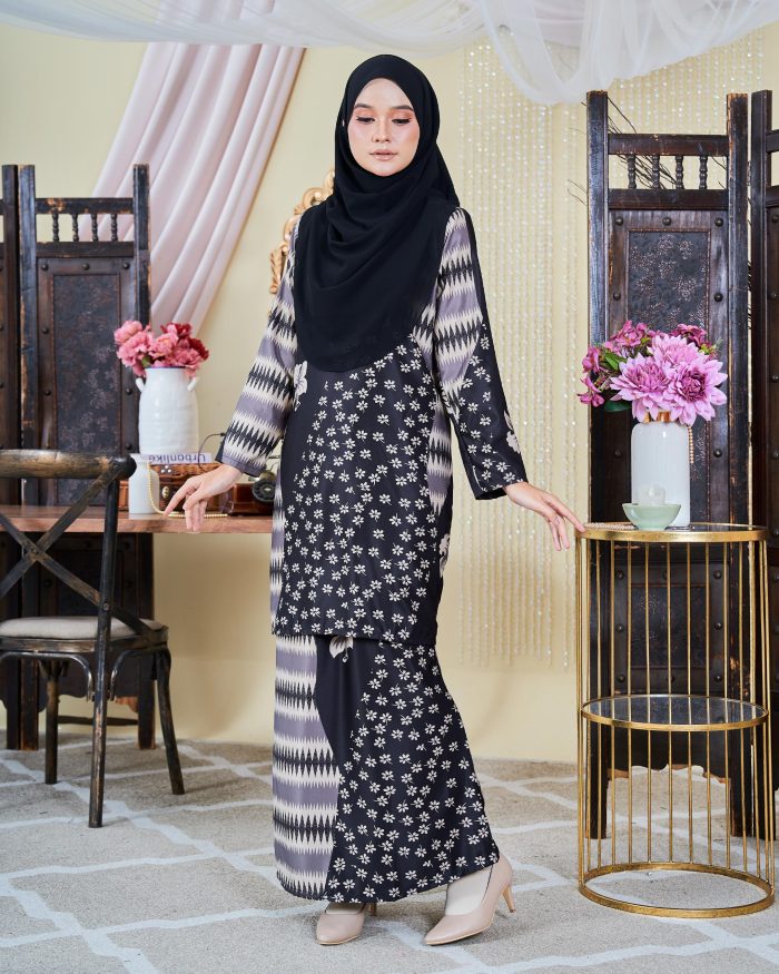 Baju Kurung Moden Batik Sultanah 9.0 - Rayana Ash Black