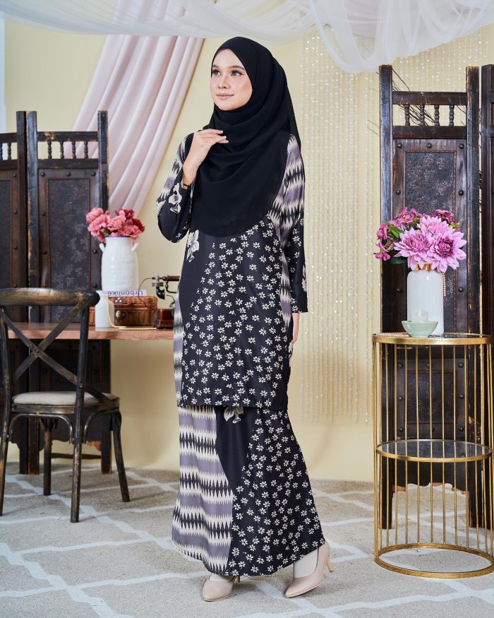 Baju Kurung Moden Batik Sultanah 9.0 - Rayana Ash Black - Image 2