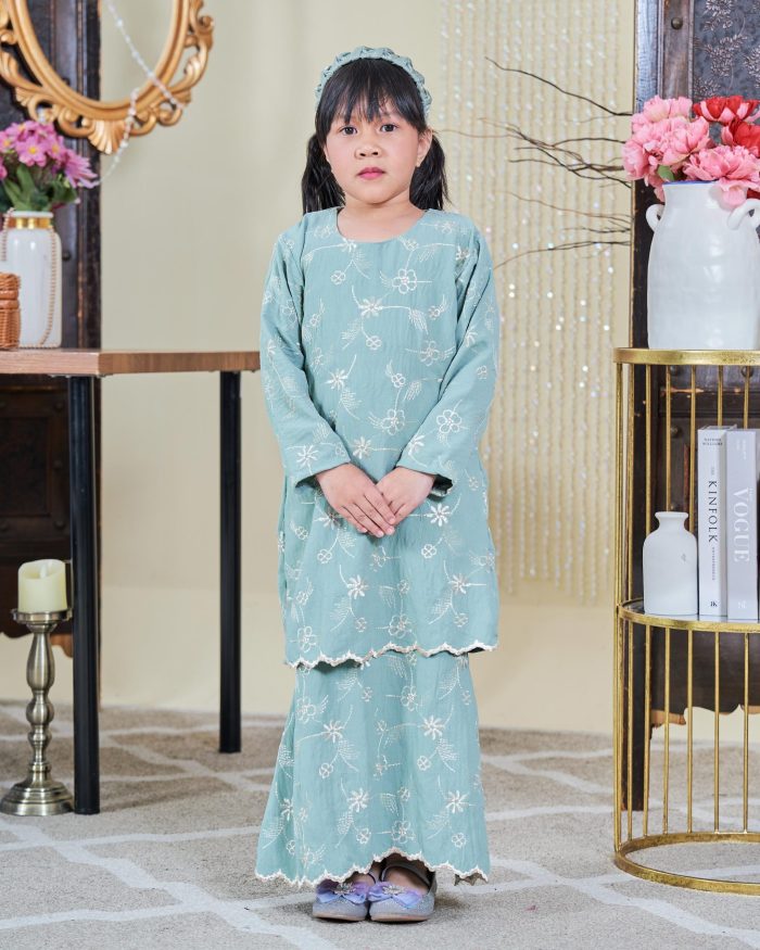 Baju Kurung Moden Sulam Sultanah Kids Seri - Aqua Green