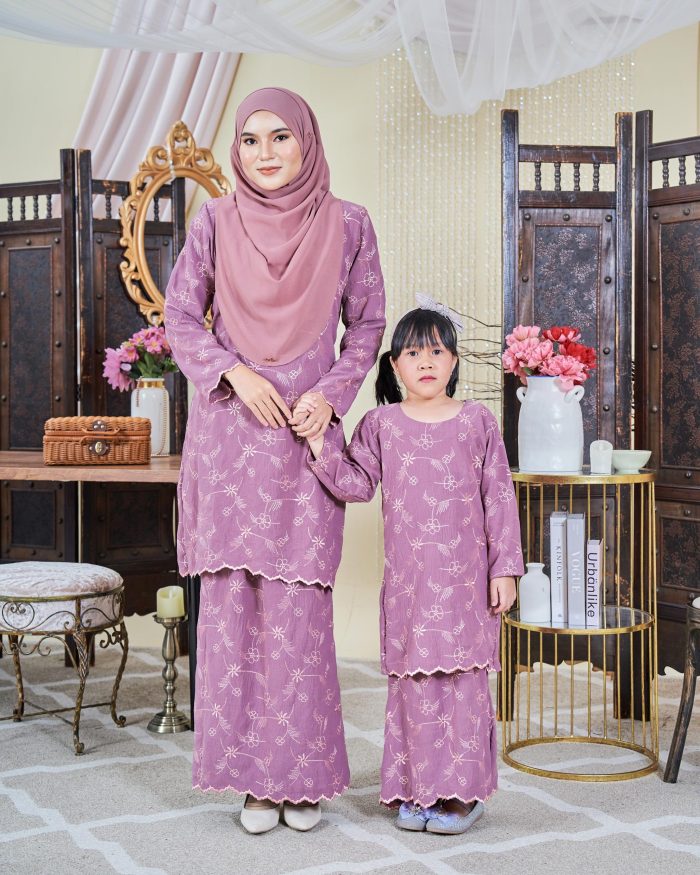 Baju Kurung Moden Sulam Sultanah Kids - Seri Dusty Purple - Image 3