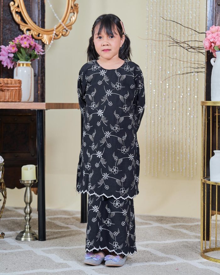 Baju Kurung Moden Sulam Sultanah Kids - Seri Jade Black