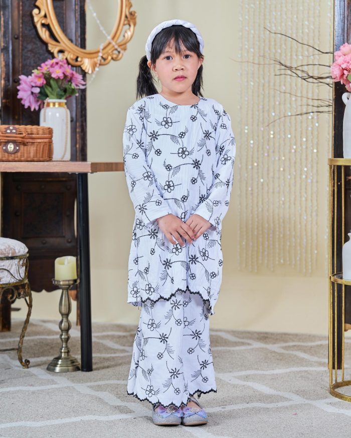 Baju Kurung Moden Sulam Sultanah Kids - Seri Pure White