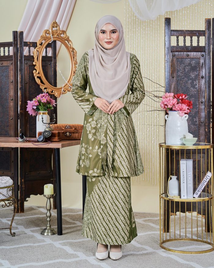 Baju Kebarung Moden Batik Sultanah 9.0 - Setiawan Olive Green