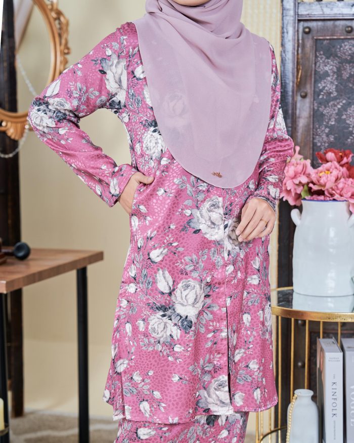 Baju Kebarung Moden Shafaa - Sweet Pink - Image 5