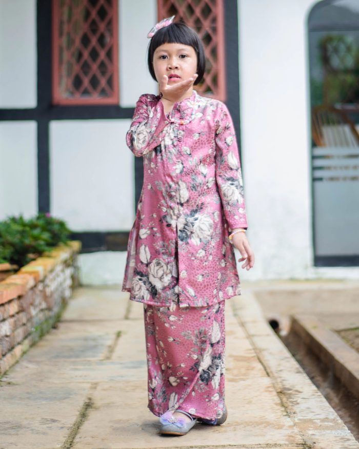 Baju Kebarung Moden Shafaa Kids - Sweet Pink - Image 2