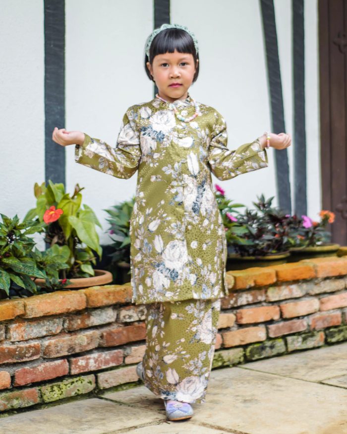 Baju Kebarung Moden Shafaa Kids - Lime Green - Image 2