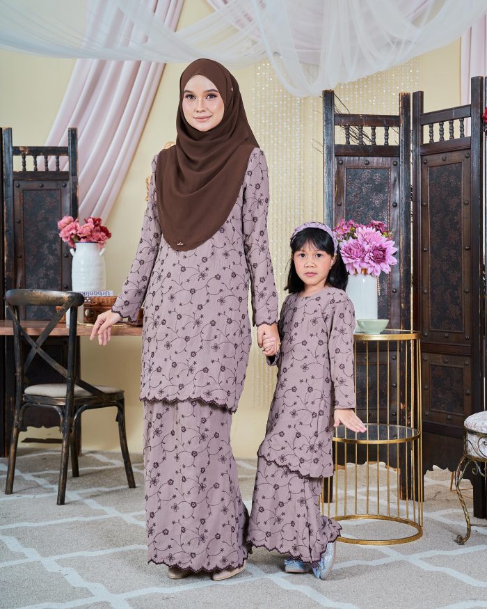 Baju Kurung Moden Sulam Sultanah Kids - Suri Grape Purple - Image 4