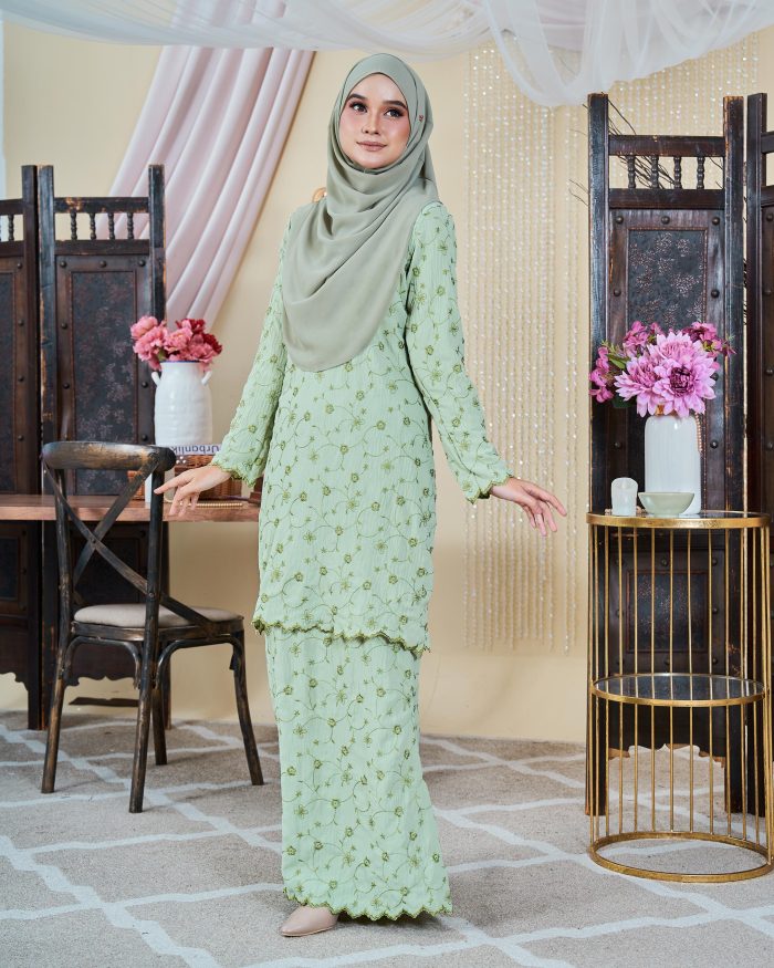 Baju Kurung Moden Sulam Sultanah - Suri Mint