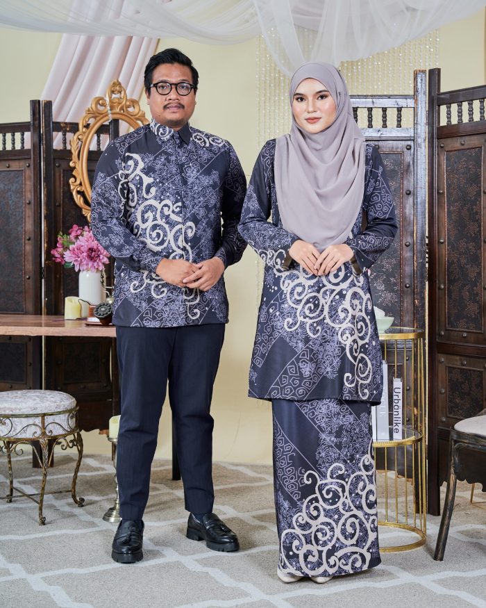 Baju Kurung Moden Batik Sultanah 9.0 - Takzim Greyish Grey - Image 4