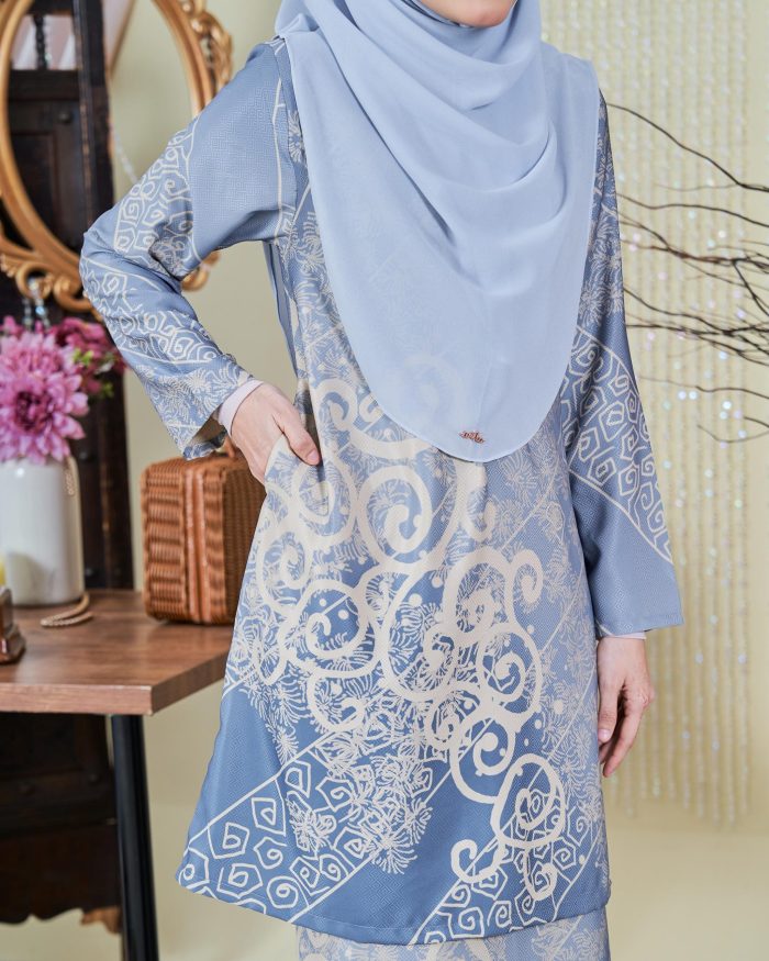 Baju Kurung Moden Batik Sultanah 9.0 - Takzim Sky Blue - Image 2