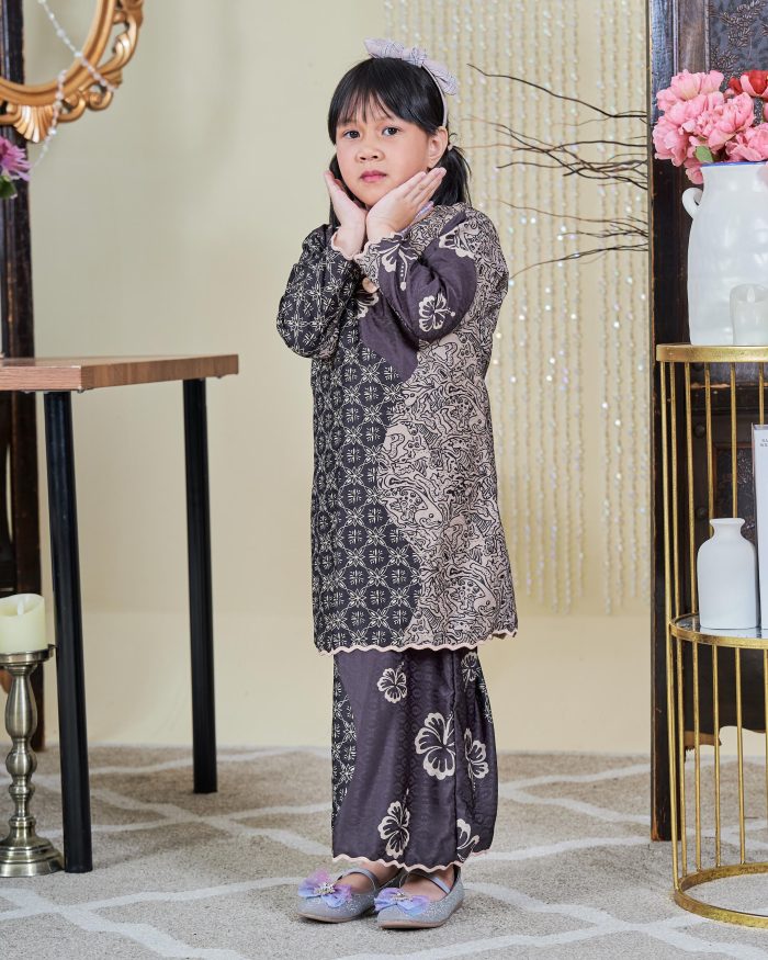 Baju Kurung Moden Batik Sultanah Kids 9.0 - Wardah Black Khaki