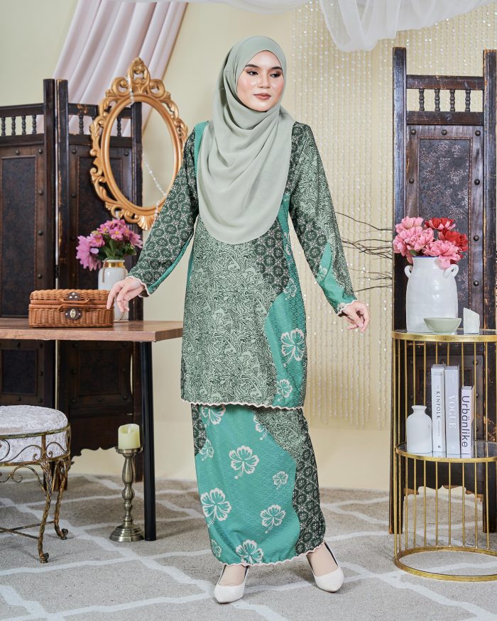 Baju Kurung Moden Batik Sultanah 9.0 - Wardah Green Jade