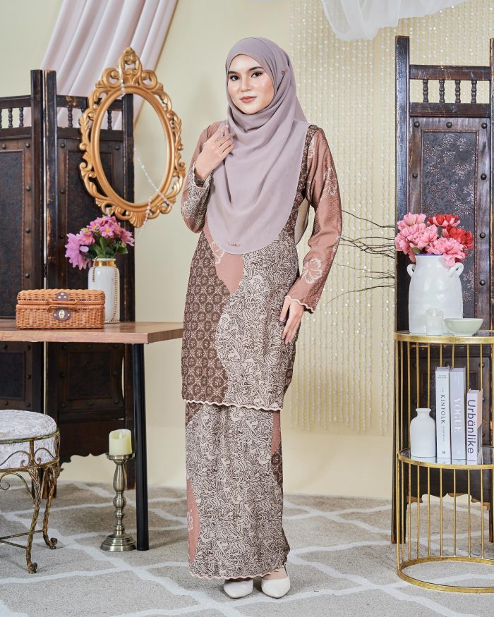 Baju Kurung Moden Batik Sultanah 9.0 - Wardah Peanut Brown