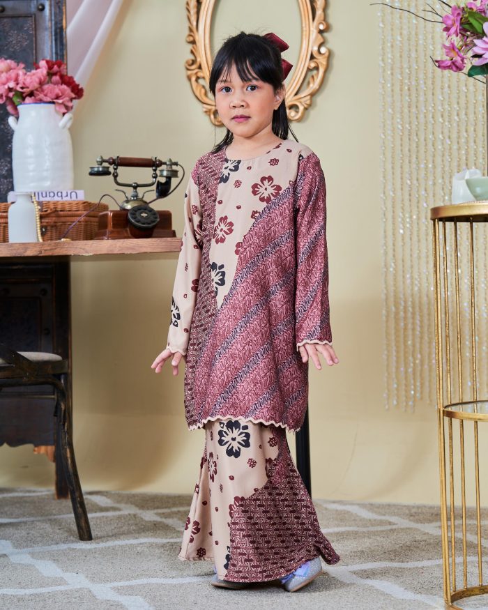 Baju Kurung Moden Batik Sultanah Kids 9.0 – Wardina Carmine Red - Image 2