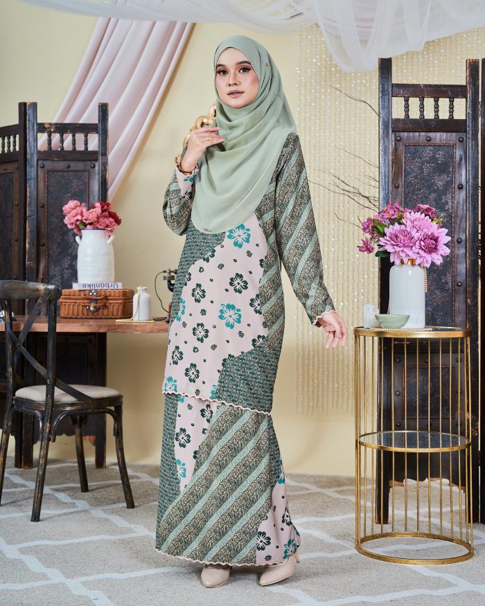 Baju Kurung Moden Batik Sultanah 9.0 - Wardina Pickle Green