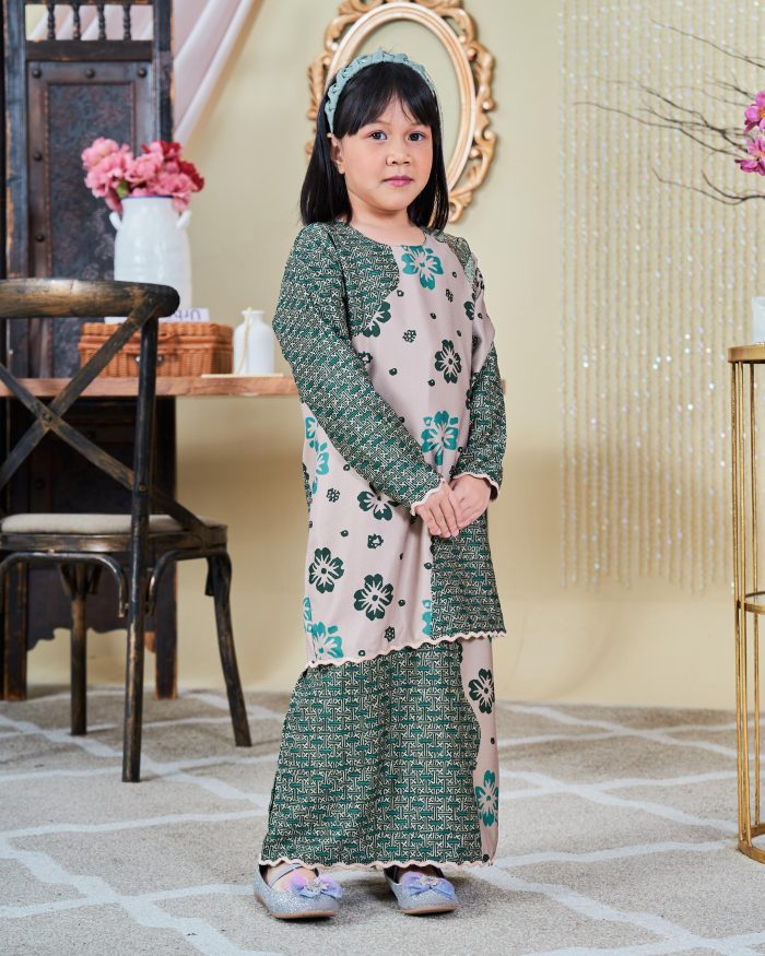 Baju Kurung Moden Batik Sultanah Kids 9.0 - Wardina Pickle Green