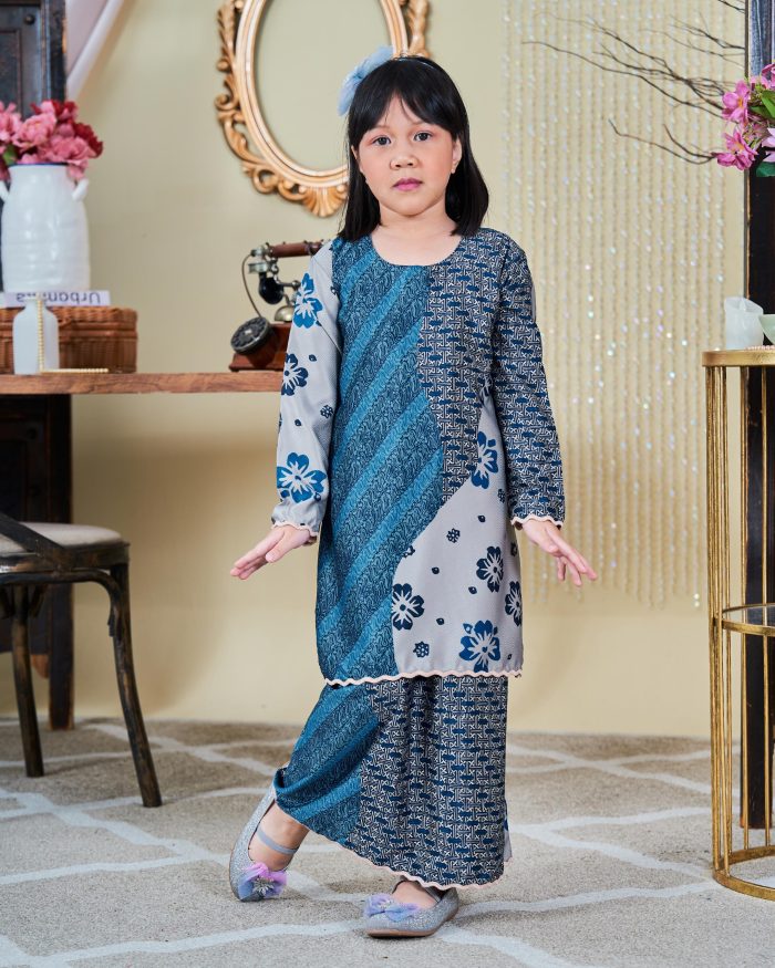 Baju Kurung Moden Batik Sultanah Kids 9.0 - Wardina Teal Blue