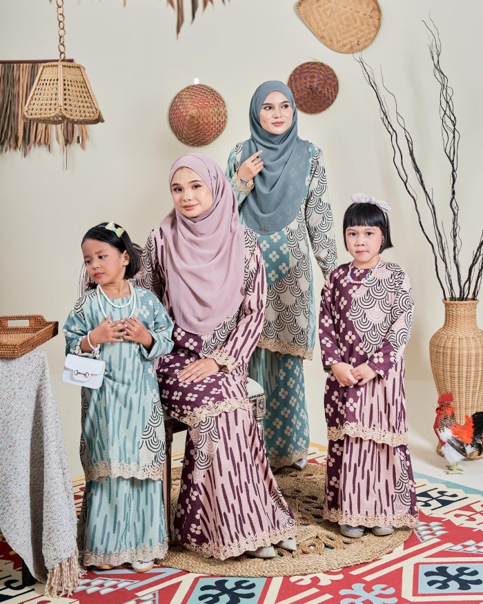 Baju Kurung Moden Batik Sulam Sultanah Kids 10.0 – Anggun Aqua Lake - Image 7