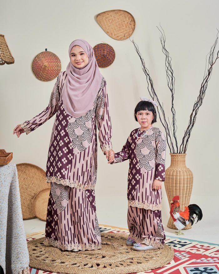 Baju Kurung Moden Batik Sulam Sultanah Kids 10.0 – Anggun Plum Purple - Image 4