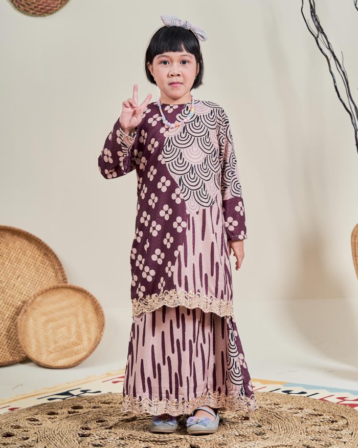 Baju Kurung Moden Batik Sulam Sultanah Kids 10.0 – Anggun Plum Purple