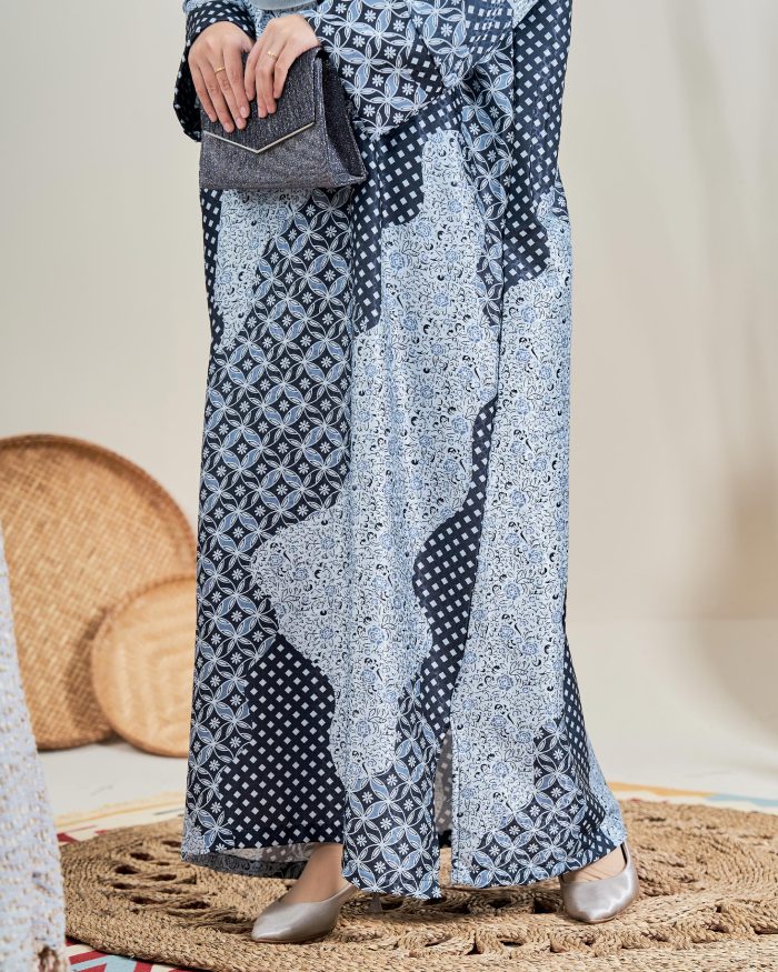 Kaftan Batik Sultanah – Jasmine Black Grey - Image 5