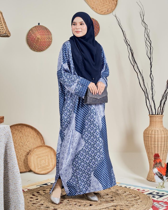 Kaftan Batik Sultanah – Jasmine Navy Blue