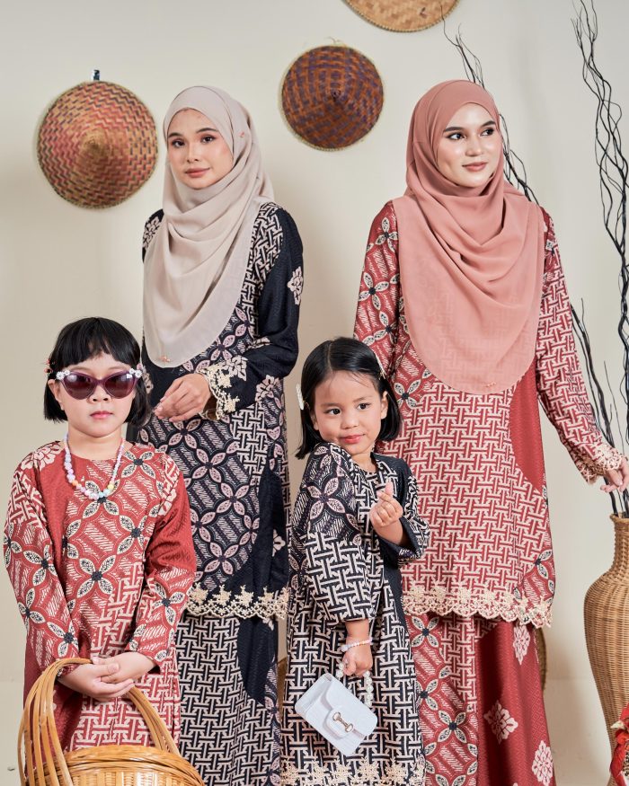 Baju Kurung Moden Batik Sulam Sultanah 10.0 Kids - Kartika Berry Red - Image 6