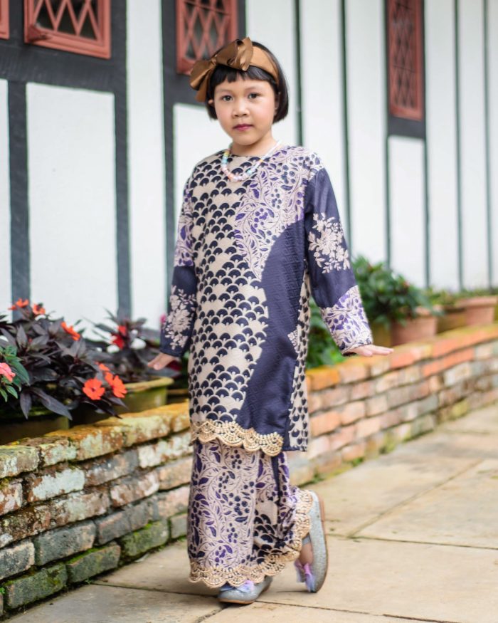 Baju Kurung Moden Batik Sulam Sultanah Kids 10.0 - Kenanga Deep Indigo