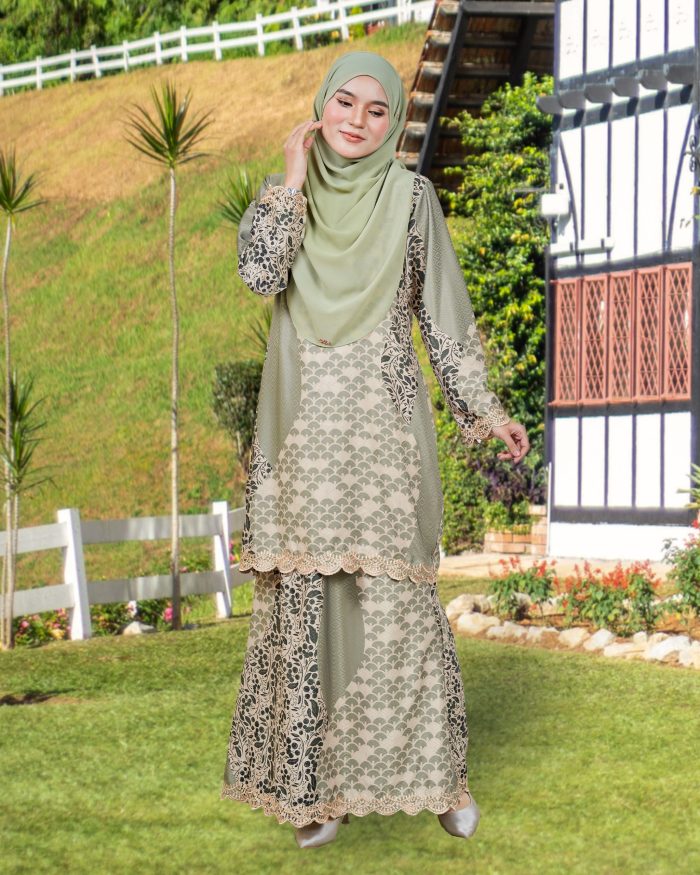 Baju Kurung Moden Batik Sulam Sultanah 10.0 - Kenanga Light Sage - Image 3