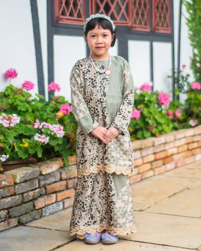 Baju Kurung Moden Batik Sulam Sultanah Kids 10.0 - Kenanga Light Sage