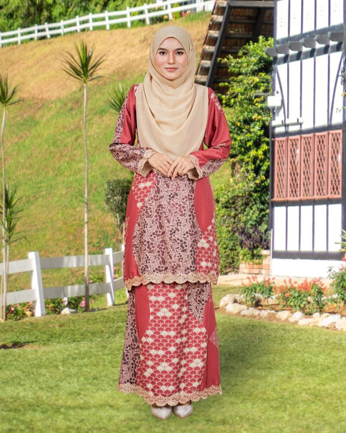 Baju Kurung Moden Batik Sulam Sultanah 10.0 - Kenanga Red Garnet