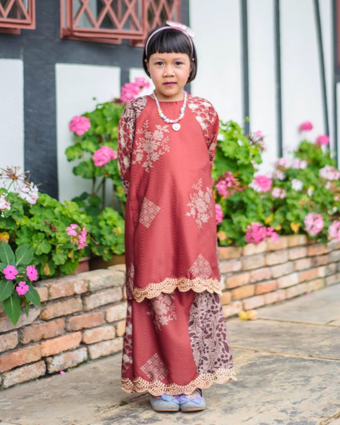 Baju Kurung Moden Batik Sulam Sultanah Kids 10.0 - Kenanga Red Garnet