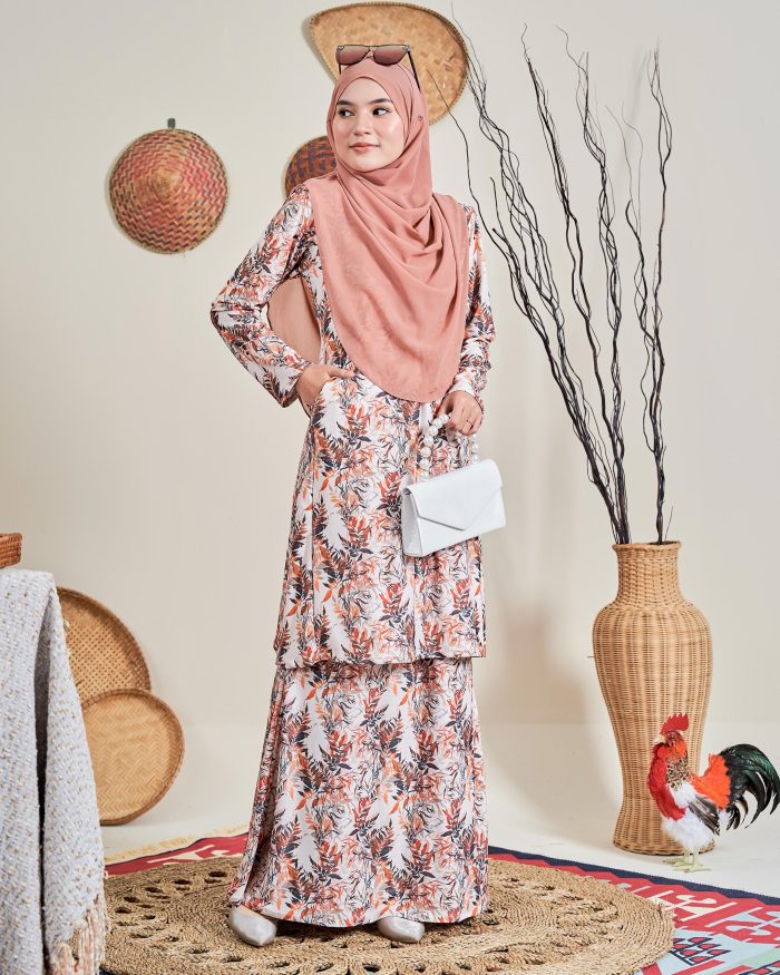 Baju Kurung Pahang Laura 12.0 - Ivory Willow