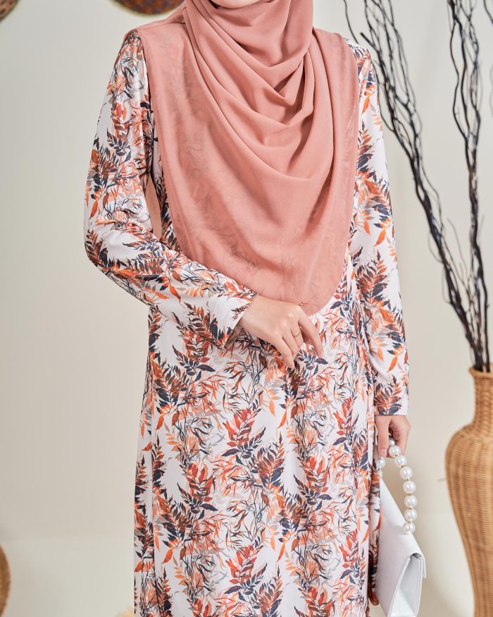 Baju Kurung Pahang Laura 12.0 - Ivory Willow - Image 4