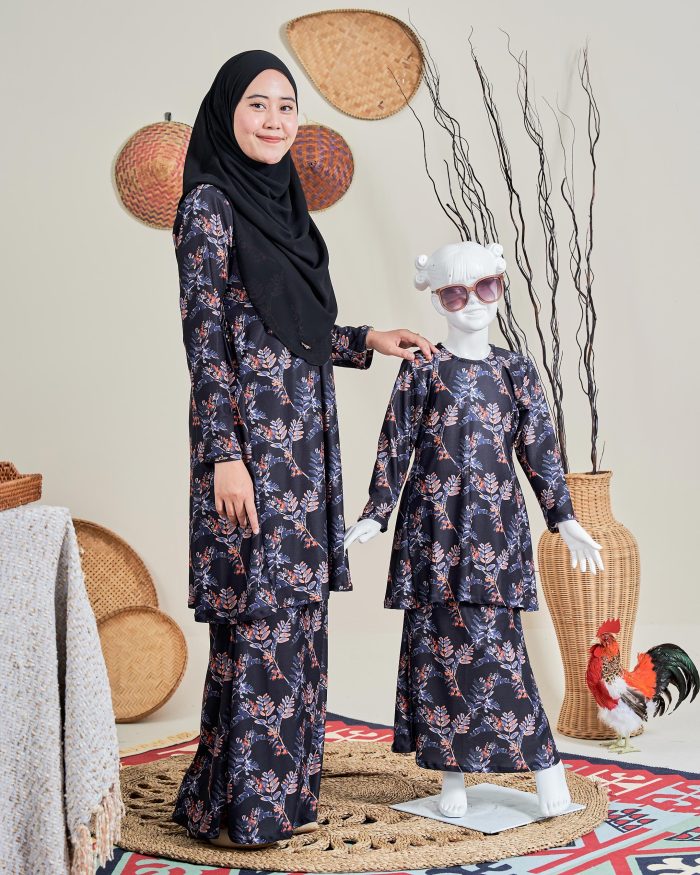 Baju Kurung Pahang Laura 12.0 - Lila Black - Image 6