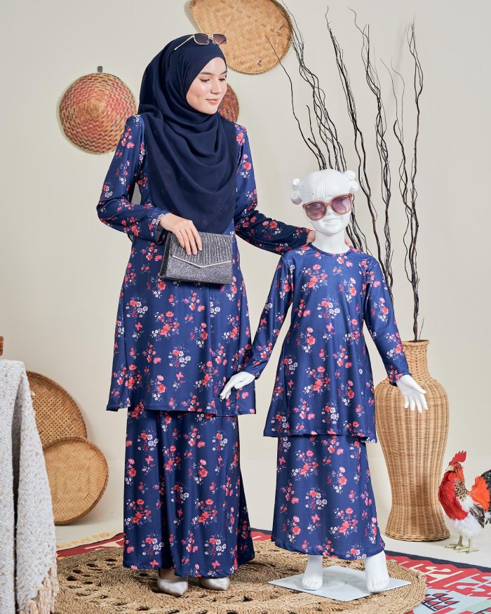 Baju Kurung Pahang Laura 12.0 Kids - Nigella Blue - Image 3