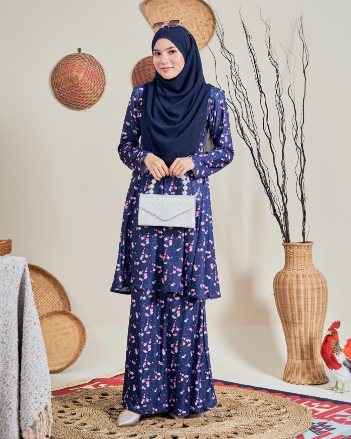 Baju Kurung Pahang Laura 12.0 - Sakura Navy