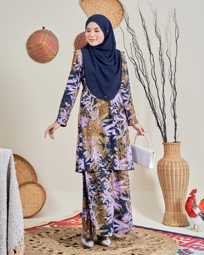 Baju Kurung Pahang Laura 12.0 - Zinnia Blue - Image 2