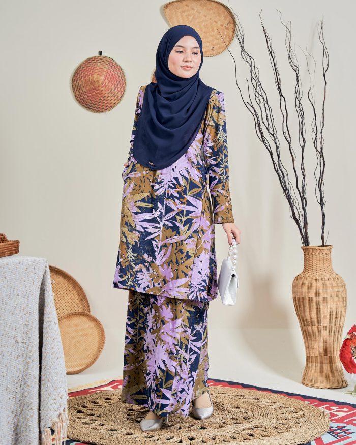 Baju Kurung Pahang Laura 12.0 - Zinnia Blue - Image 3