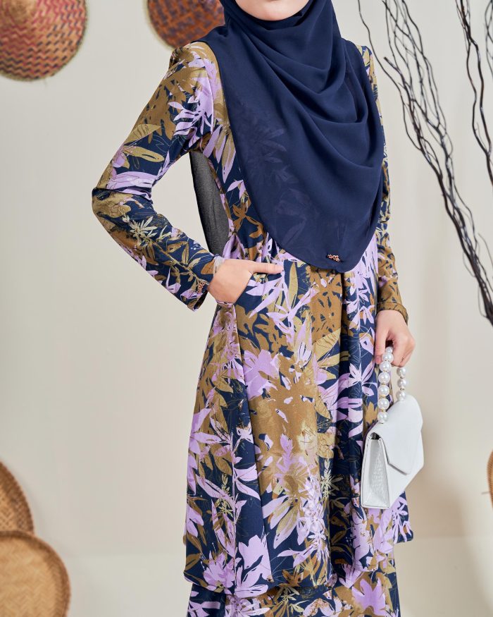 Baju Kurung Pahang Laura 12.0 - Zinnia Blue - Image 5