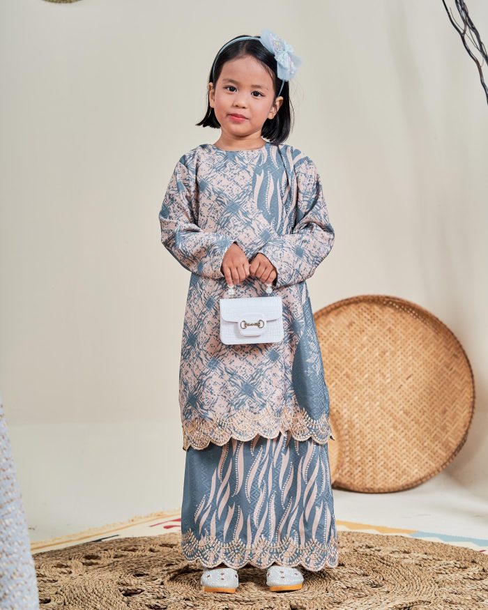 Baju Kurung Moden Batik Sulam Sultanah 10.0 Kids - Manika Greyish Blue - Image 3