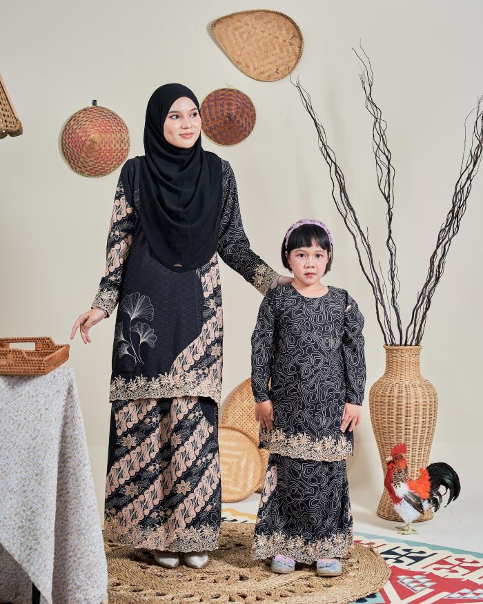 Baju Kurung Moden Batik Sulam Sultanah 10.0 Kids - Manira Black - Image 4